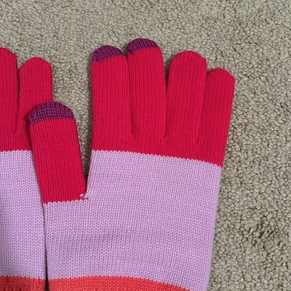 Verloop brand new tech gloves. - Picture 3 of 4